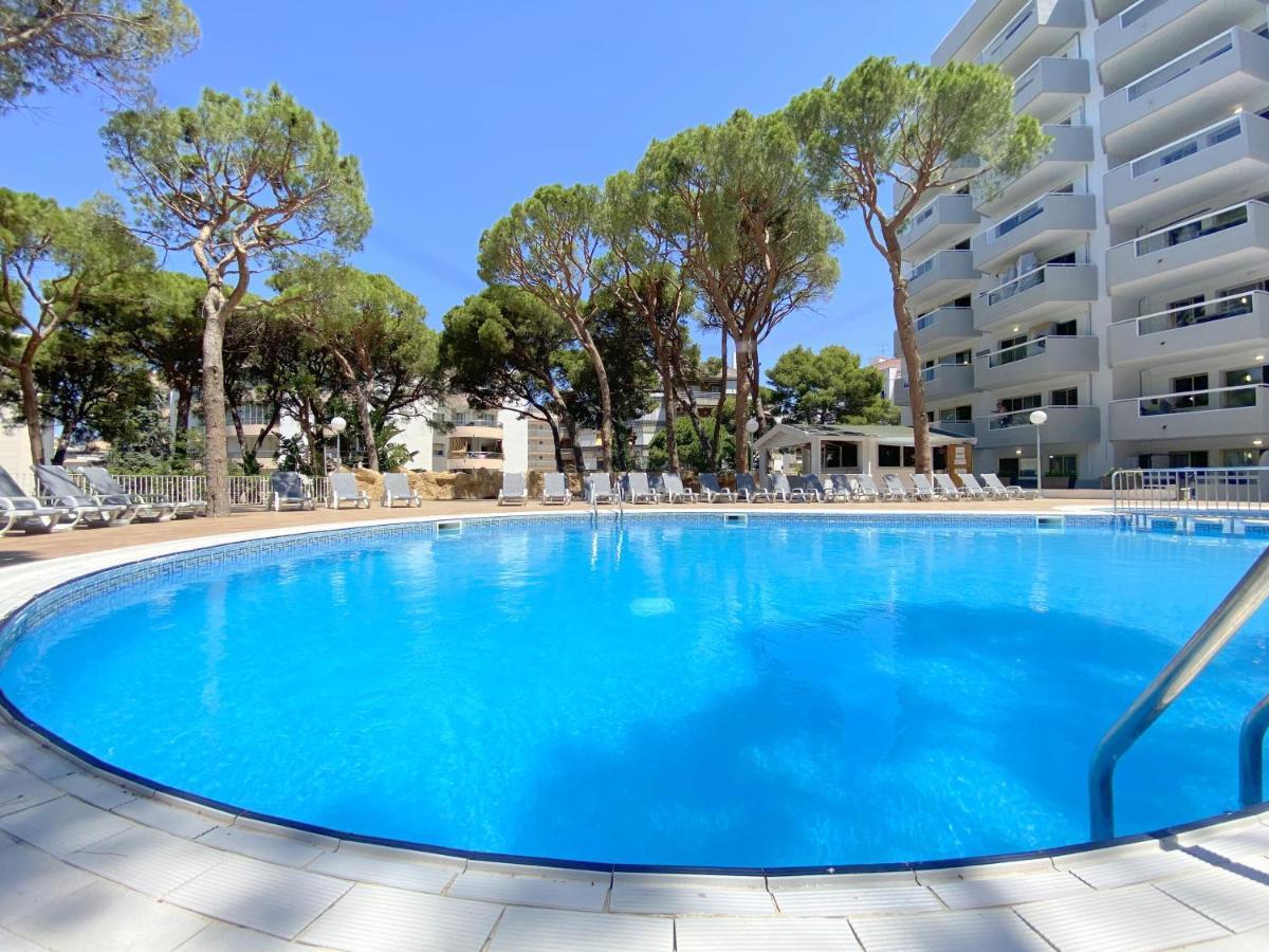 Rentalmar Blue Beach & Pool Salou Esterno foto