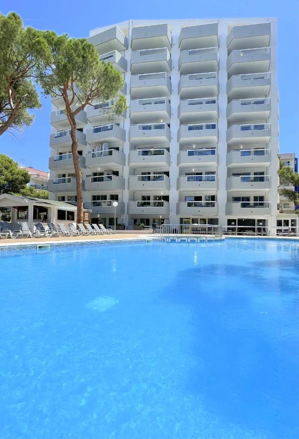 Rentalmar Blue Beach & Pool Salou Esterno foto