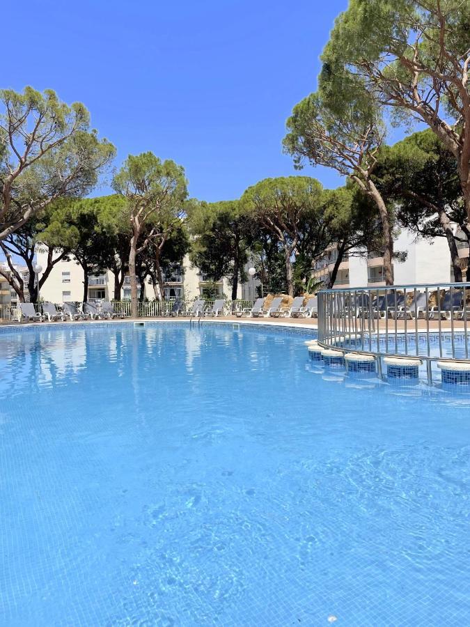 Rentalmar Blue Beach & Pool Salou Esterno foto