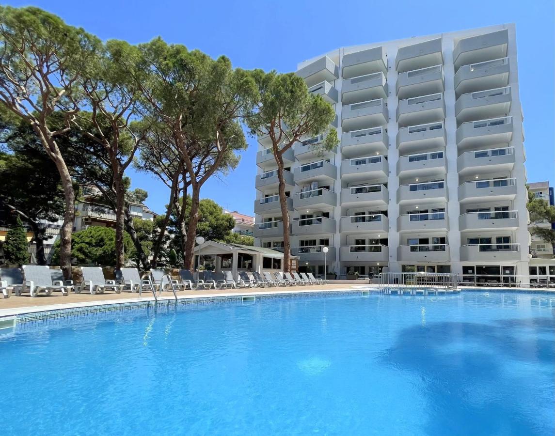 Rentalmar Blue Beach & Pool Salou Esterno foto