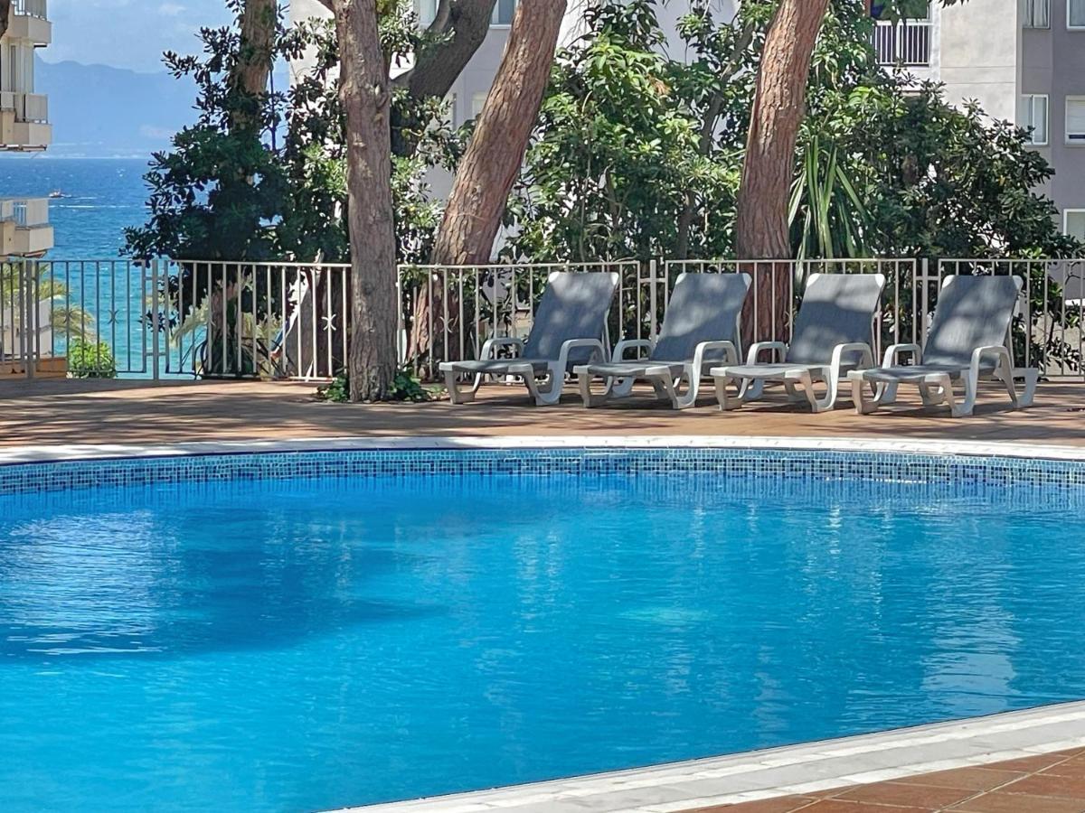 Rentalmar Blue Beach & Pool Salou Esterno foto