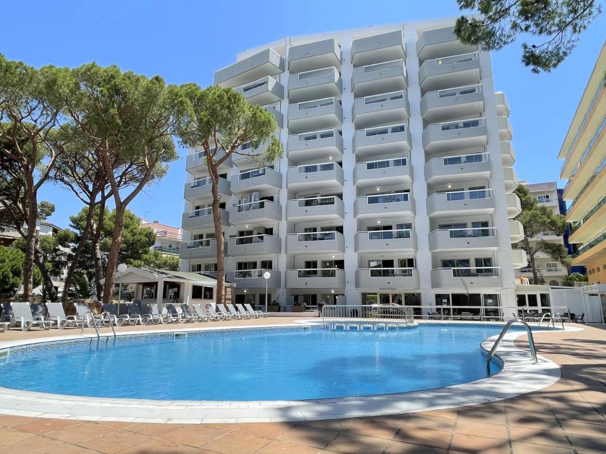 Rentalmar Blue Beach & Pool Salou Esterno foto