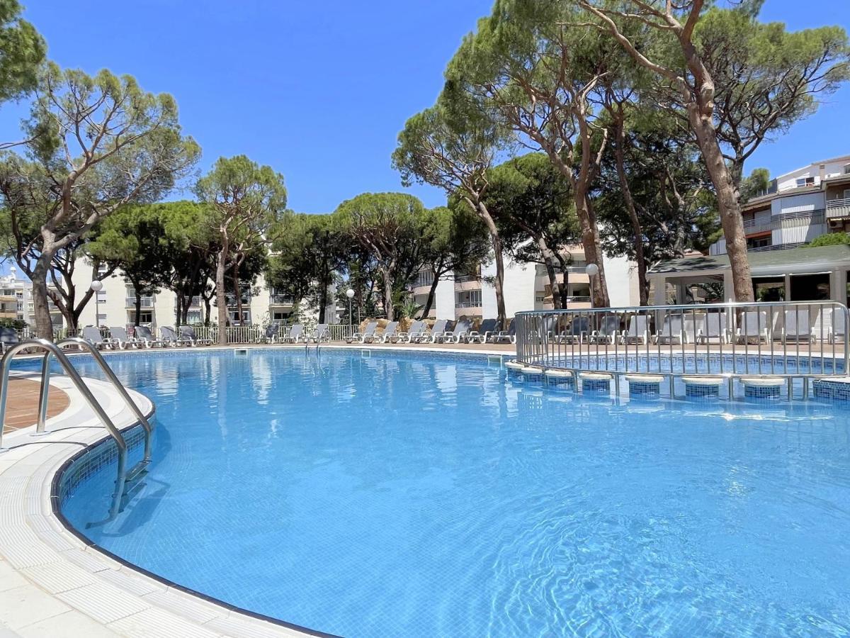 Rentalmar Blue Beach & Pool Salou Esterno foto