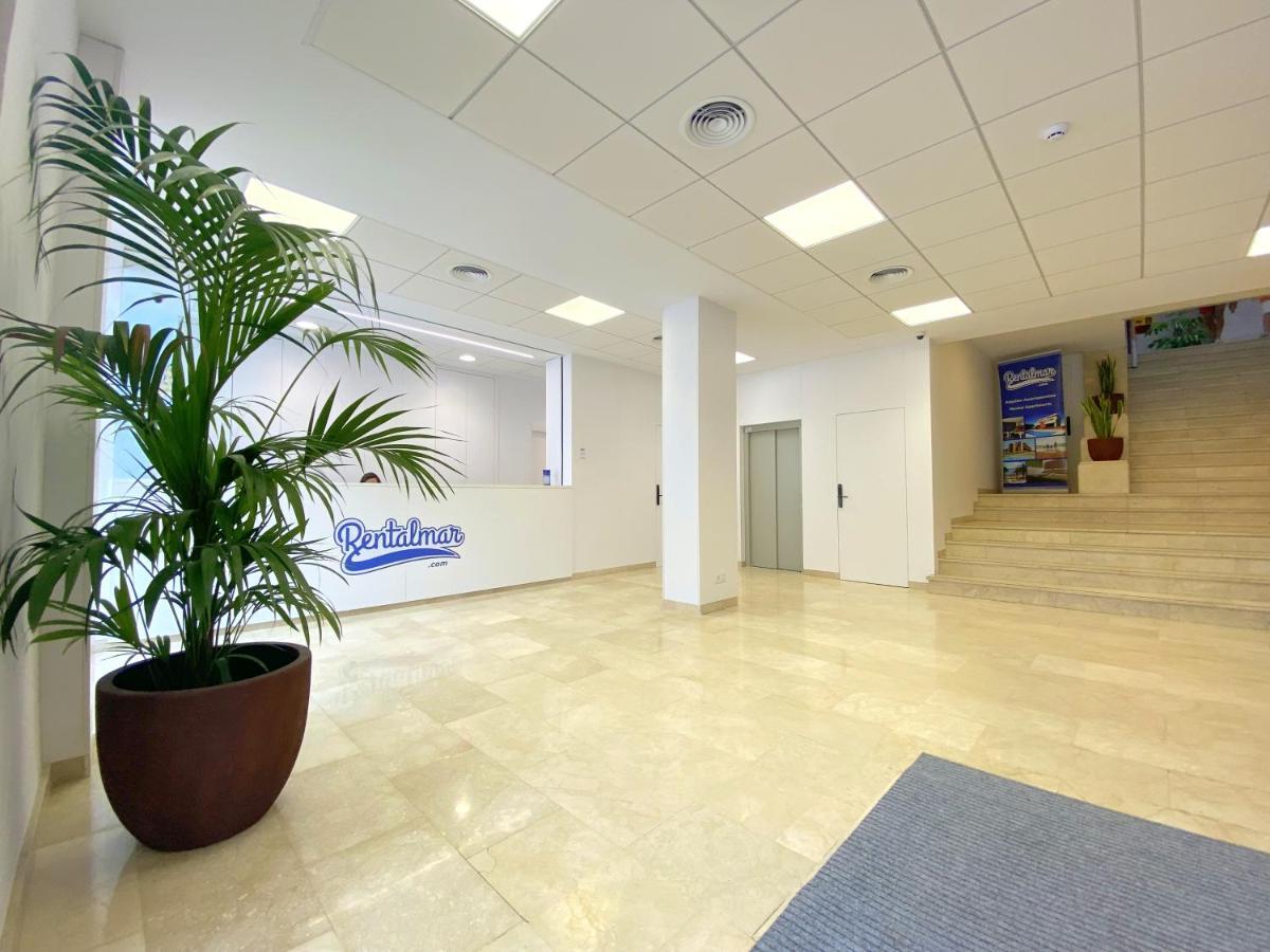 Rentalmar Blue Beach & Pool Salou Esterno foto